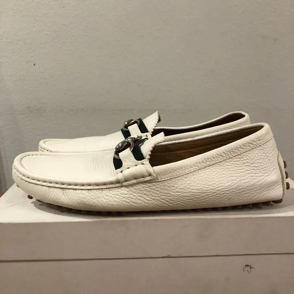 Gucci White Leather Loafers with Green and Red Accents - Picture 3 of 5